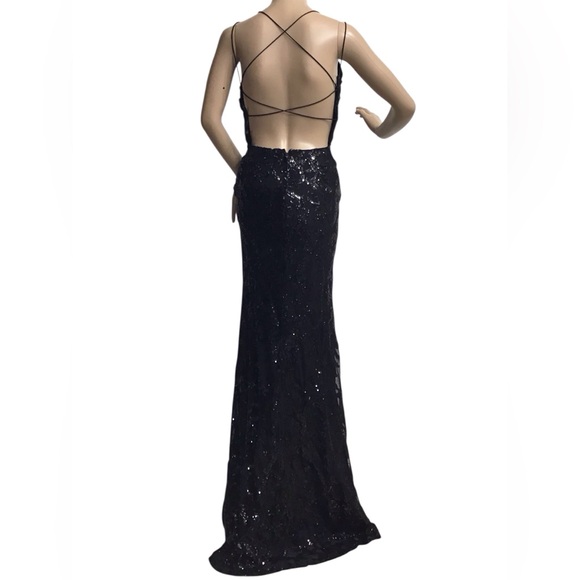 Windsor Darlene Cutout Back Bodycon Black Sequin Maxi Dress - Picture 3 of 13